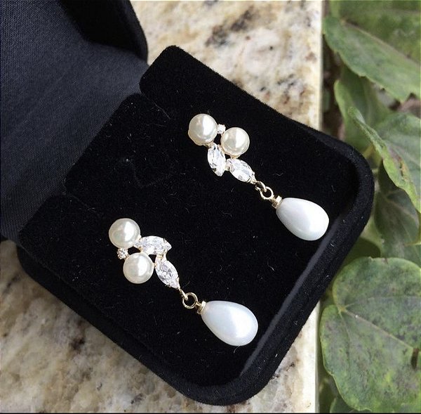 Brincos Natália com pingente em perola para noiva