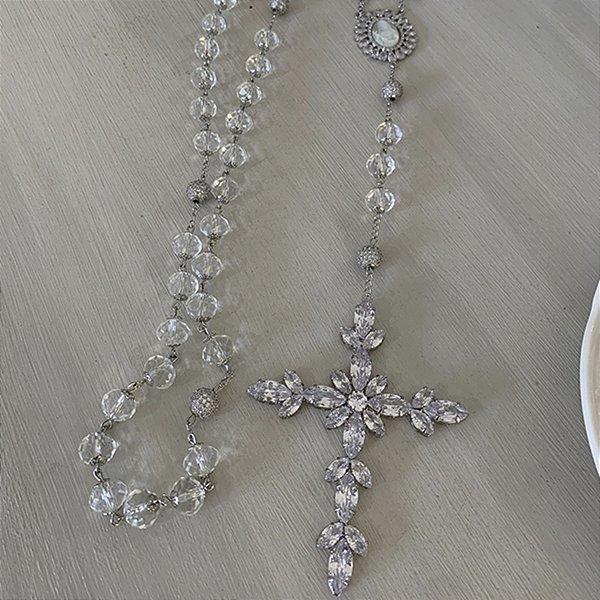 Terço em cristal com esferas de zirconias noiva