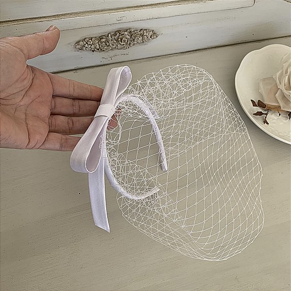 Tiara com Laço em cetim e Voillet  para noiva