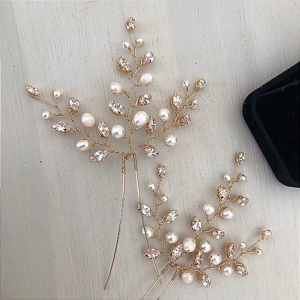 Grampo em zirconias e pérolas de agua doce para noiva
