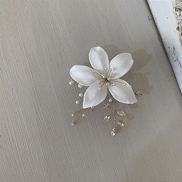 Lírios em porcelana