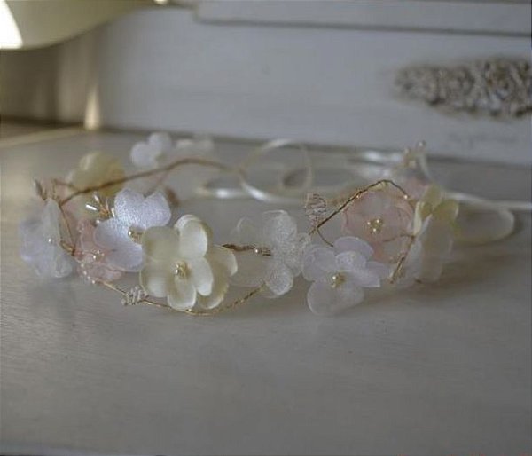 Tiara infantil floral Dama