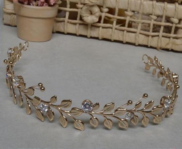 Tiara de noiva medieval com zirconia