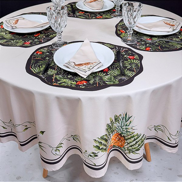 Toalha de Mesa de Festa Redonda em Tecido Sublimado Coleção Jungle 2,20m x 2,20m