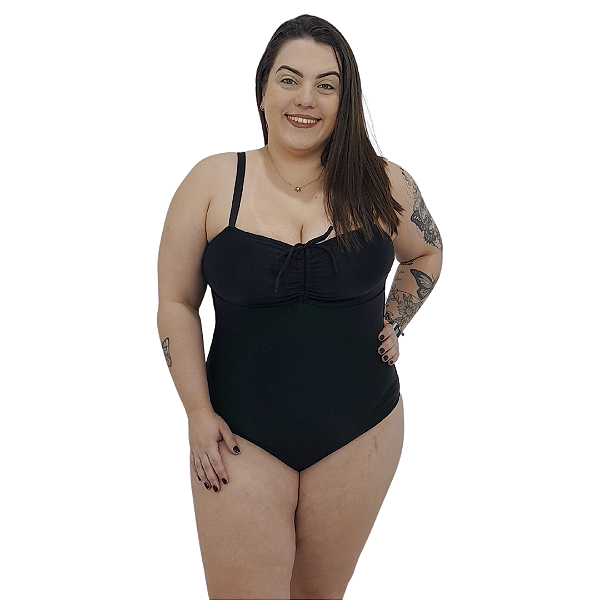 Maio madame decote costas plus size