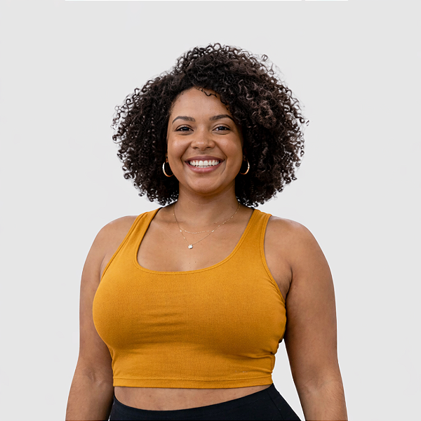 Top camiseta curta plus size