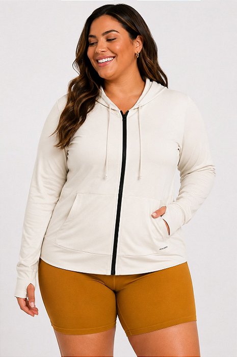 Jaqueta com capuz plus size