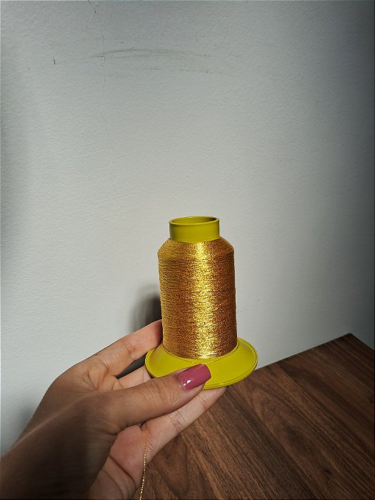 Linha de Bordar Lumina DOURADA 6001
