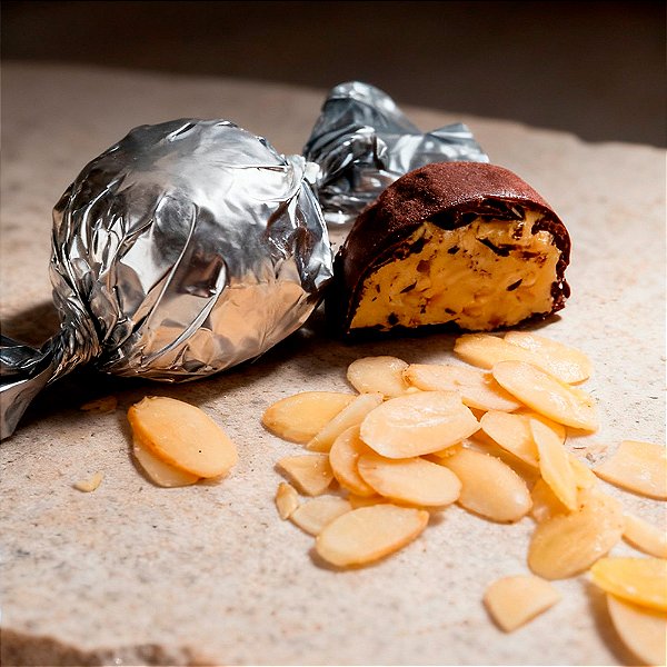 Trufa Vegana de Chocolate 61% Cacau c/ Amêndoas - 30g