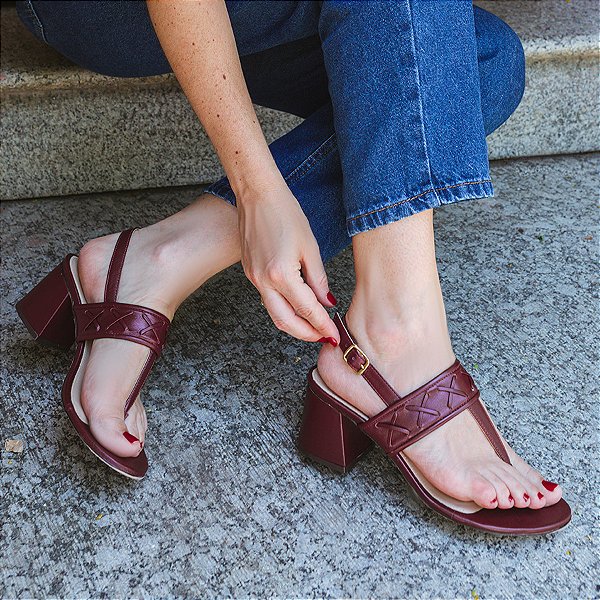 Sandália Isabel Bordô Anas