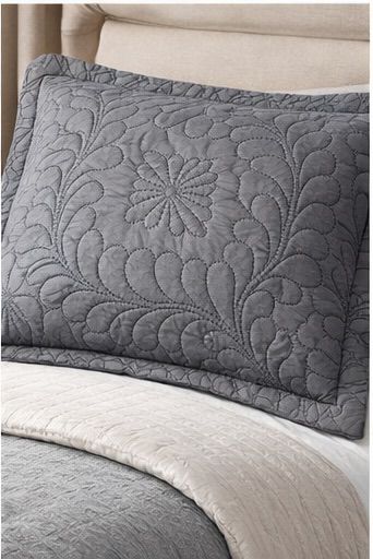 Porta Travesseiro Matelassê 50x70 Cinza