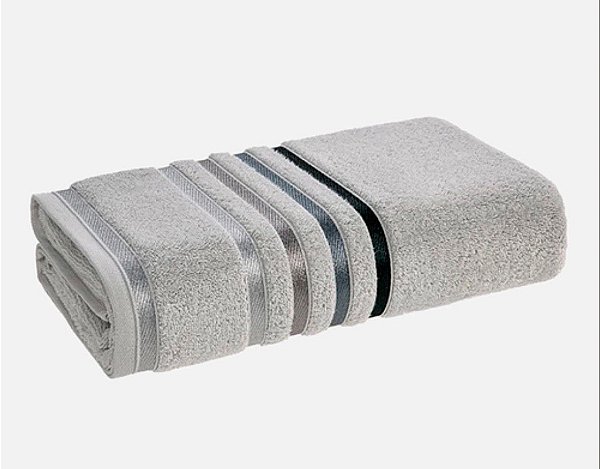 Toalha de Banho Gigante Karsten Lumina - Platina