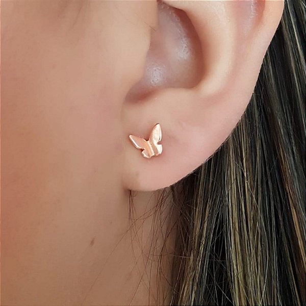 Brinco borboleta minimalista folheado a ouro 18K hipoalergênico