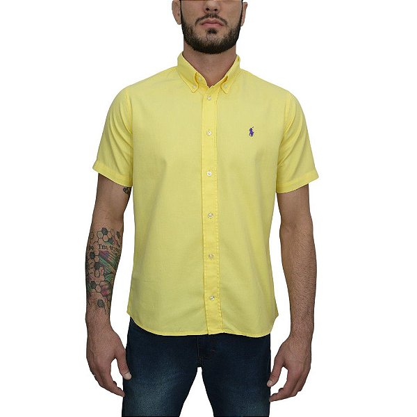 Camisa Social Oxford Manga Curta Amarelo Claro Logo Clássico Roxo