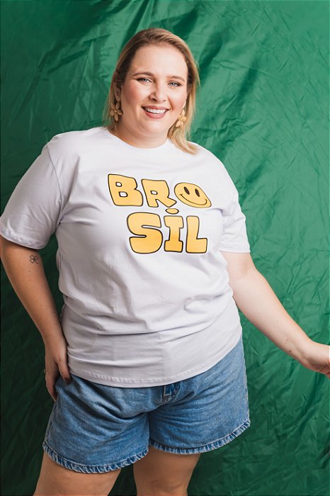 CAMISETA "BRASIL FELIZ" - P AO G5 - BRANCA