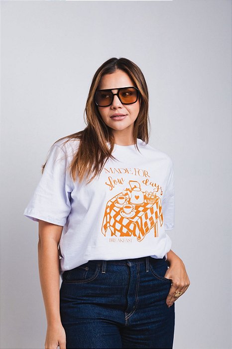 CAMISETA "SLOW DAYS" - P AO G5 - BRANCA