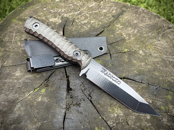 Faca para EDC, Bushcraft e Sobrevivência  modelo Companion Tantô