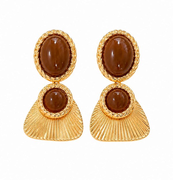 Brinco Canelado Marrom Esmaltado – Banho em Ouro Amarelo 18k