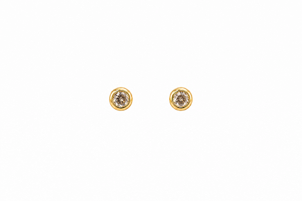 Brinco Ponto de Luz 5mm Banho em Ouro 18K