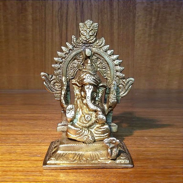 Ganesha Decorativa PP Metal Dourado