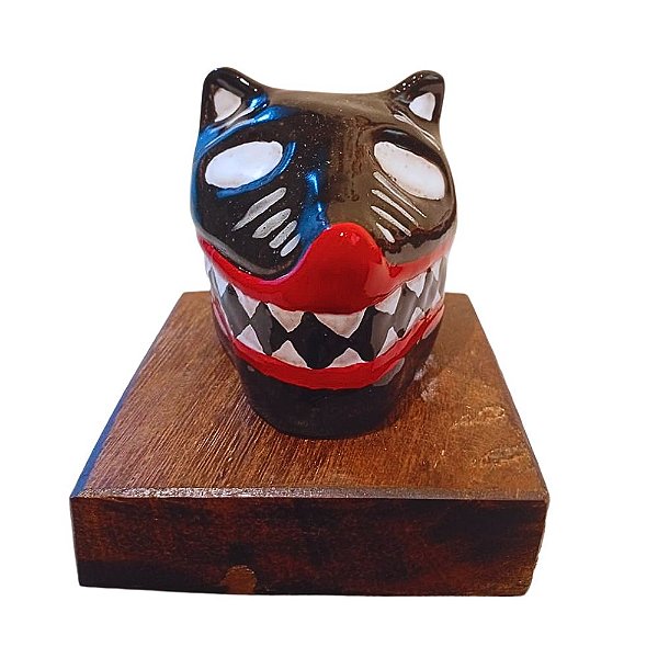 Cabeça La Ursa Vitrificada com Base de Madeira