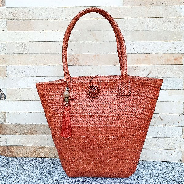 Bolsa balde laranja em palha de piaçava