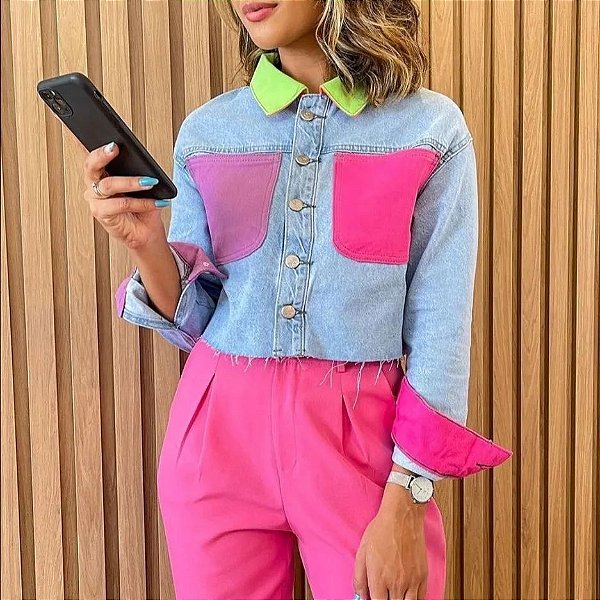 Jaqueta Jeans Colors Feminina Bolso Colorido - Karol Moda Tendencia - O  melhor da Moda ao Seu Alcance!