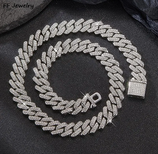 Corrente Masculina Prateada Cravejada - 14 MM