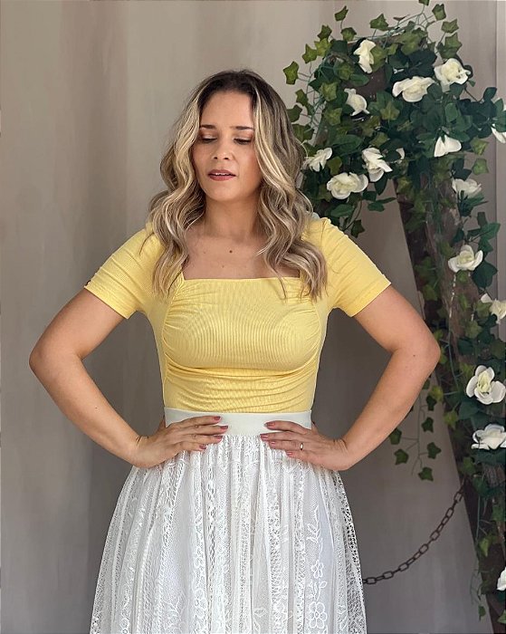 Blusa Daniela manteiga
