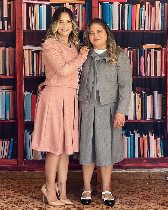 Saia Ana Vanessa cinza