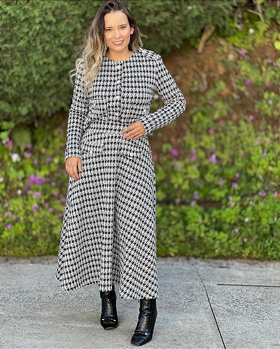 Saia Olivia preta e branca