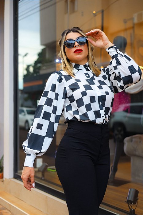 CAMISA M/L ESTAMPADA VIBER CUBO GG