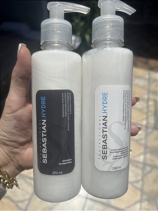 KIT SEBASTIAN DRENCH HYDRE SHAMPOO E CONDICIONADOR HIDRATACAO