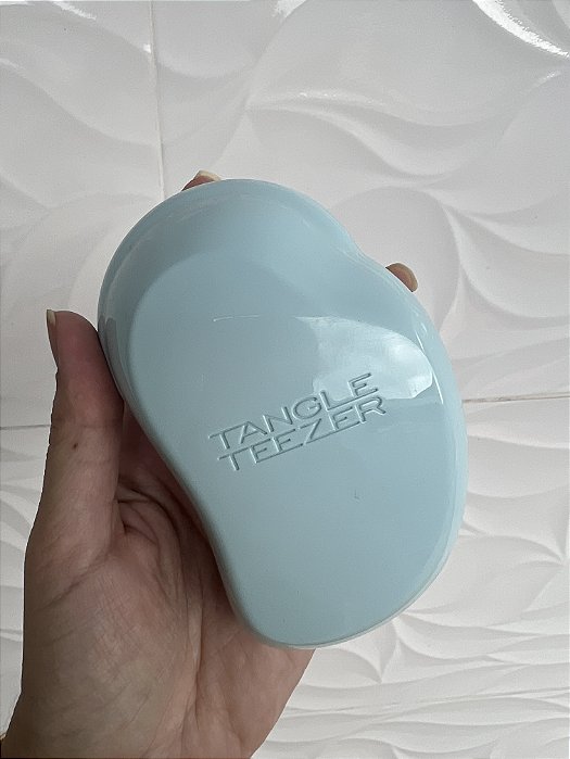 ESCOVA TANGLE TEEZER SEM CABO VERDE E ROXO