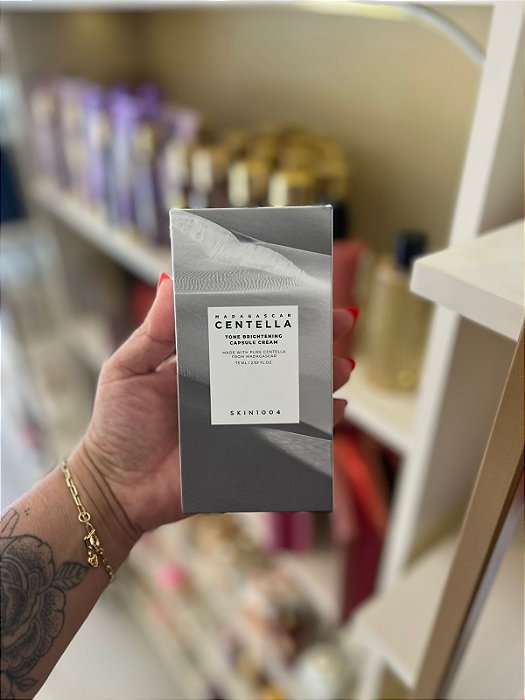 MADAGASCAR CENTELLA TONE BRIGHTENIN CAPSULE CREAM - 75ML