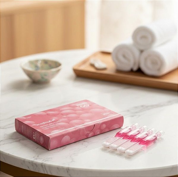 AMPOLA MEDICUBE PDRN PINK ONE DAY SERUM - COM 1,5ML