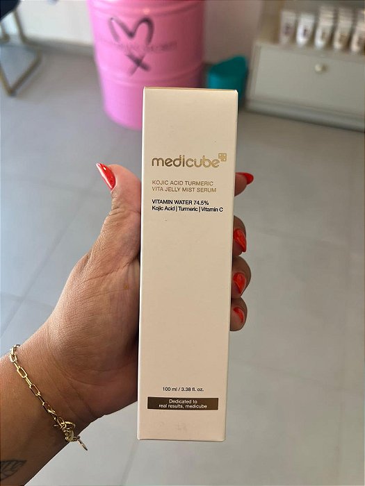 MEDICUBE KOJIC ACID TURMERIC VITA JELLY MIST SÉRUM-100ML