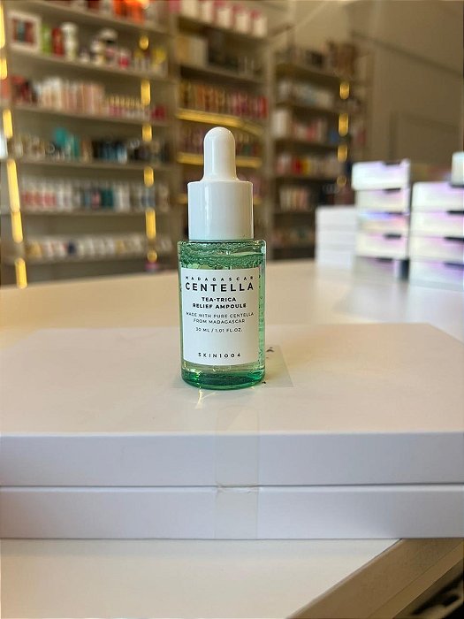 MADAGASCAR CENTELLA TEA-TRICA RELIEF AMPOULE-30ML