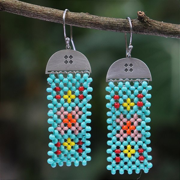 Brinco crochê miçangas azul