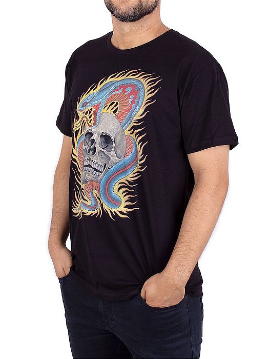 Camiseta Christian Arae Skull e Naja Preta.