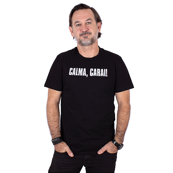 Camiseta Plus Size Calma Carai Preta.