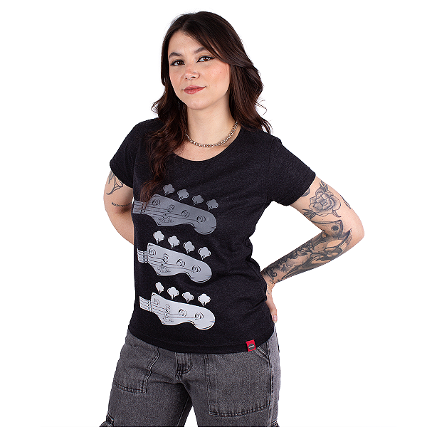 Camiseta Feminina Baixo Triplo Preta Jaguar