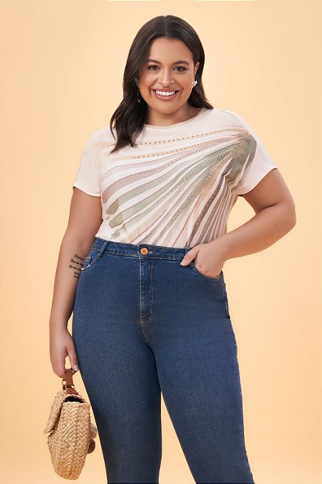 Blusa Nude Com Estampa E Termocolante Frontal De Manga Curta - 201754