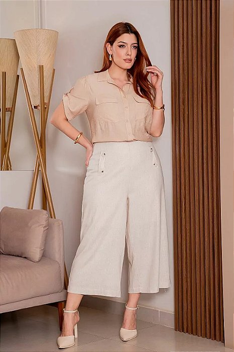 Calça Pantacourt Cru Com Detalhe De Botões Frontais - 81061