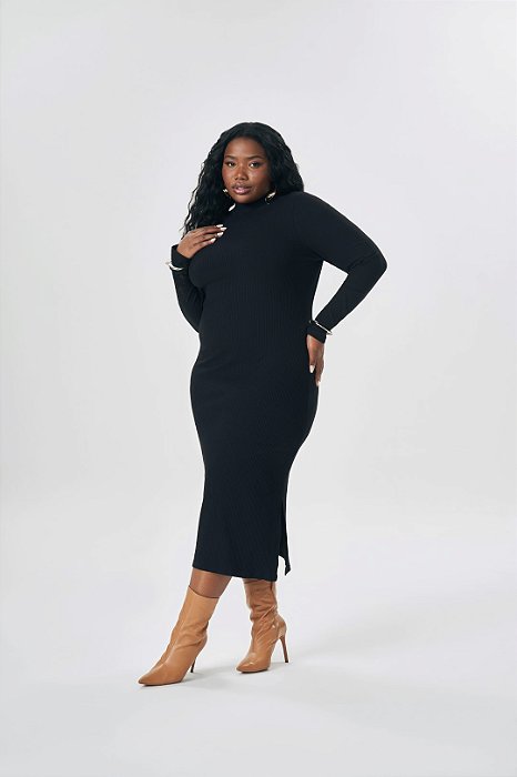 Vestido Plus Size Midi Preto Em Ribana Canelada Com Fenda Lateral Lisamour - 202046