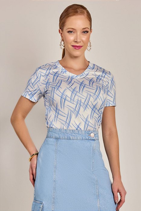 T-Shirt Off White Com Estampa Azul Em Malha Laura Rosa - 8109942