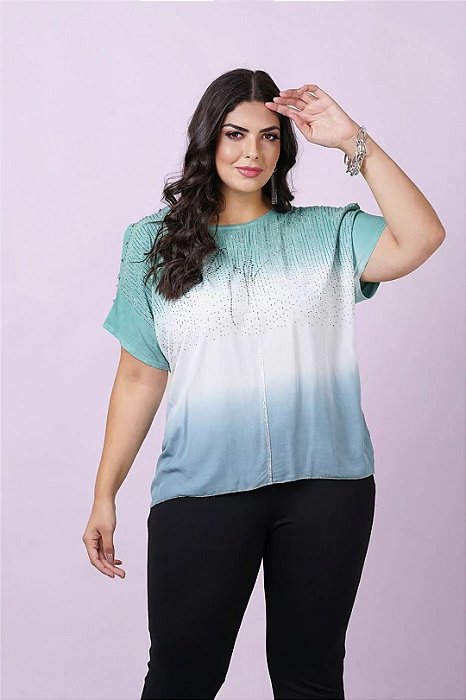 Blusa Plus Size Estampada Com Termocolantes Frontais E Fios De Lurex - 22BT005