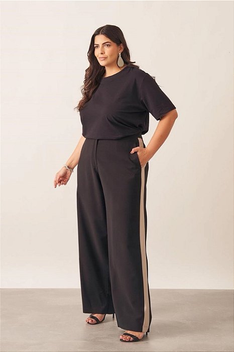 Calça Plus Size Preta Pantalona Em Viscopoly Com Recorte Bege Vocco Plus - 26678