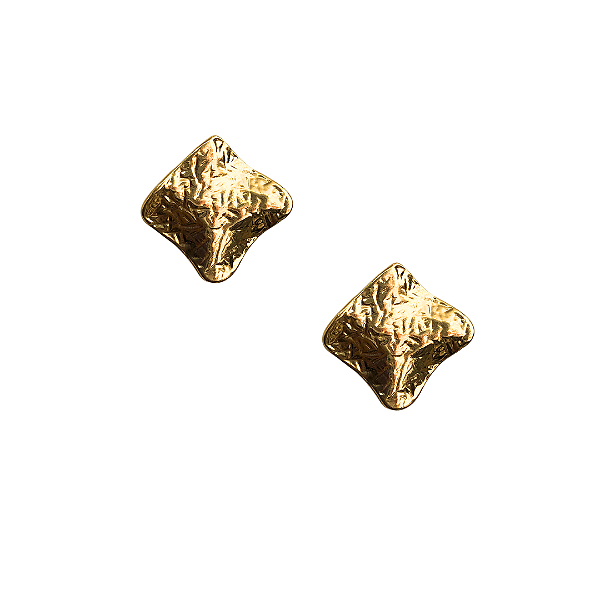 Brinco Pequeno Martelado Quadrado Dourado BF1161
