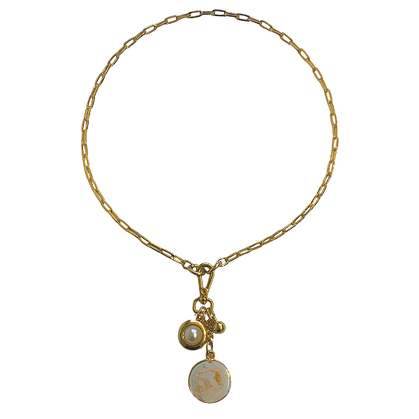 Colar Dourado com Pingente Resinado Tons Candy com Dourado, Pérola e Esfera CL793